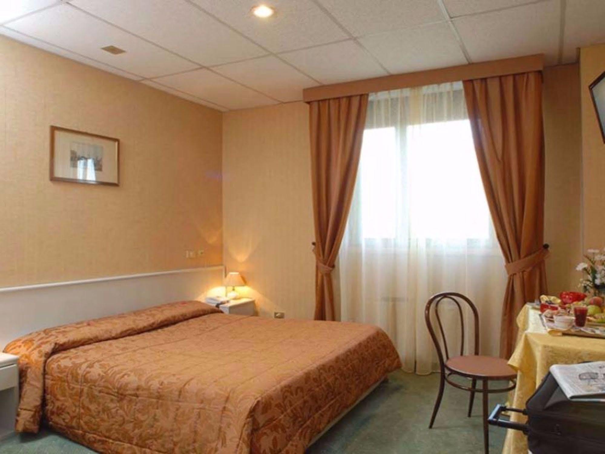 Thp Bologna Hotel Carteria di Sesto Rastignano Ngoại thất bức ảnh